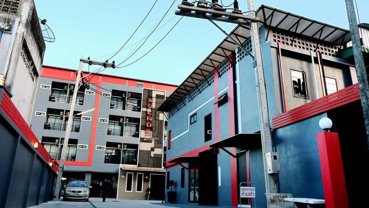 Avenue Residence Nakhon Si Thammarat Buitenkant foto