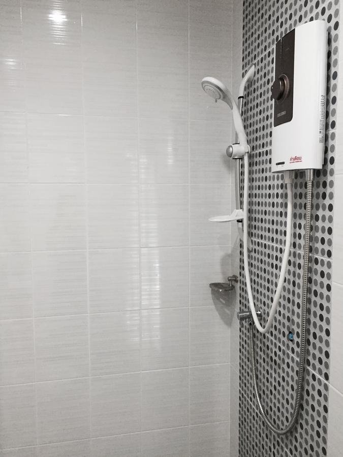 Avenue Residence Nakhon Si Thammarat Buitenkant foto