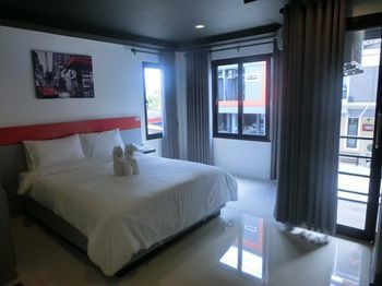 Avenue Residence Nakhon Si Thammarat Buitenkant foto