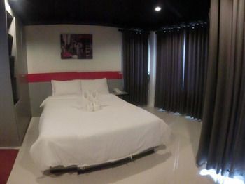 Avenue Residence Nakhon Si Thammarat Buitenkant foto